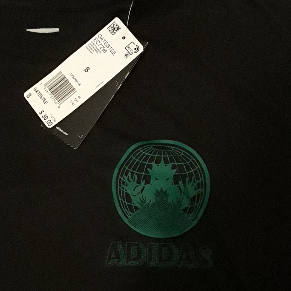 *NWT* Adidas tshirt